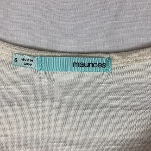 NWOT Maurices Top with Red & Gold Design - Picture 2 of 8